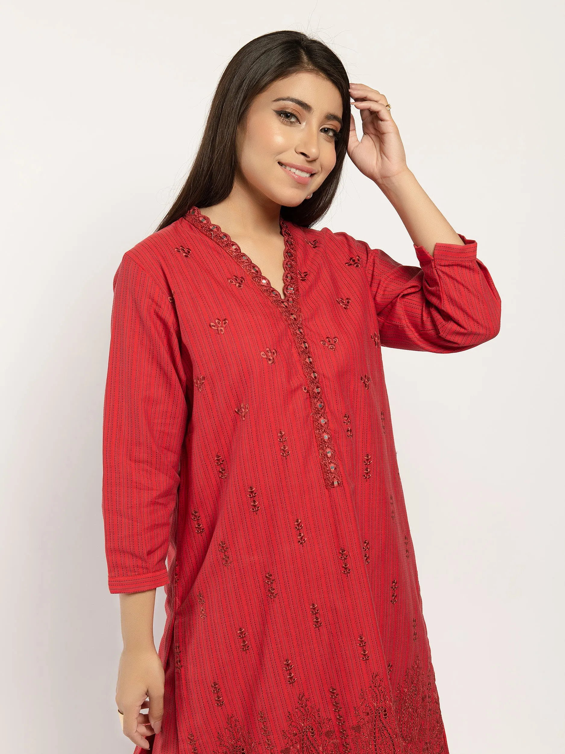 2 Piece Khaddar Suit-Embroidered (Pret)