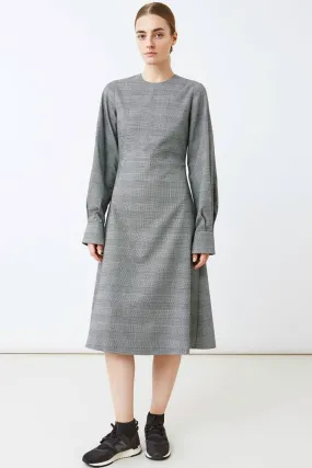 Banks Dress Check