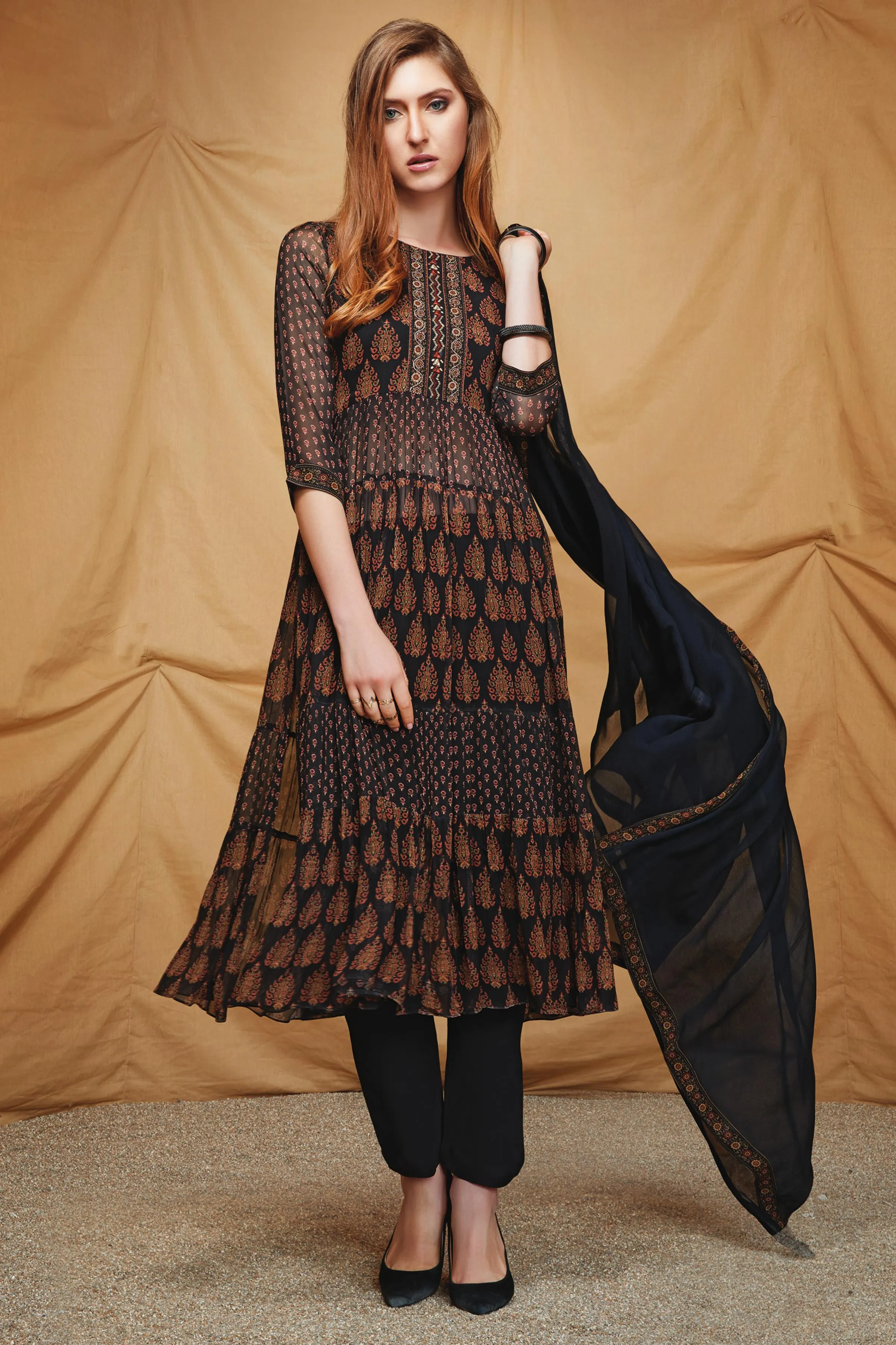 Black Mirror and Thread work with Digital Print Straight Cut Salwar Suit
