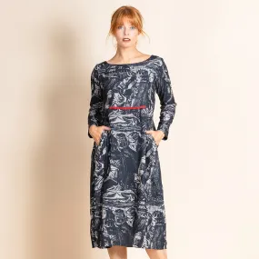 queens knit romance dress